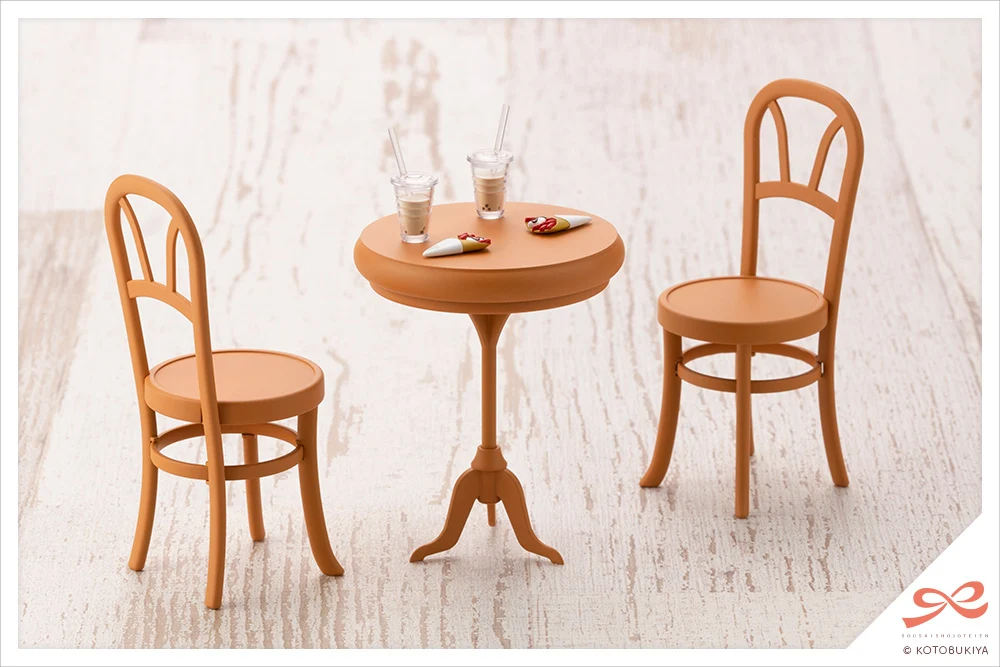 AFTER SCHOOL CAFE TABLE - Image 2